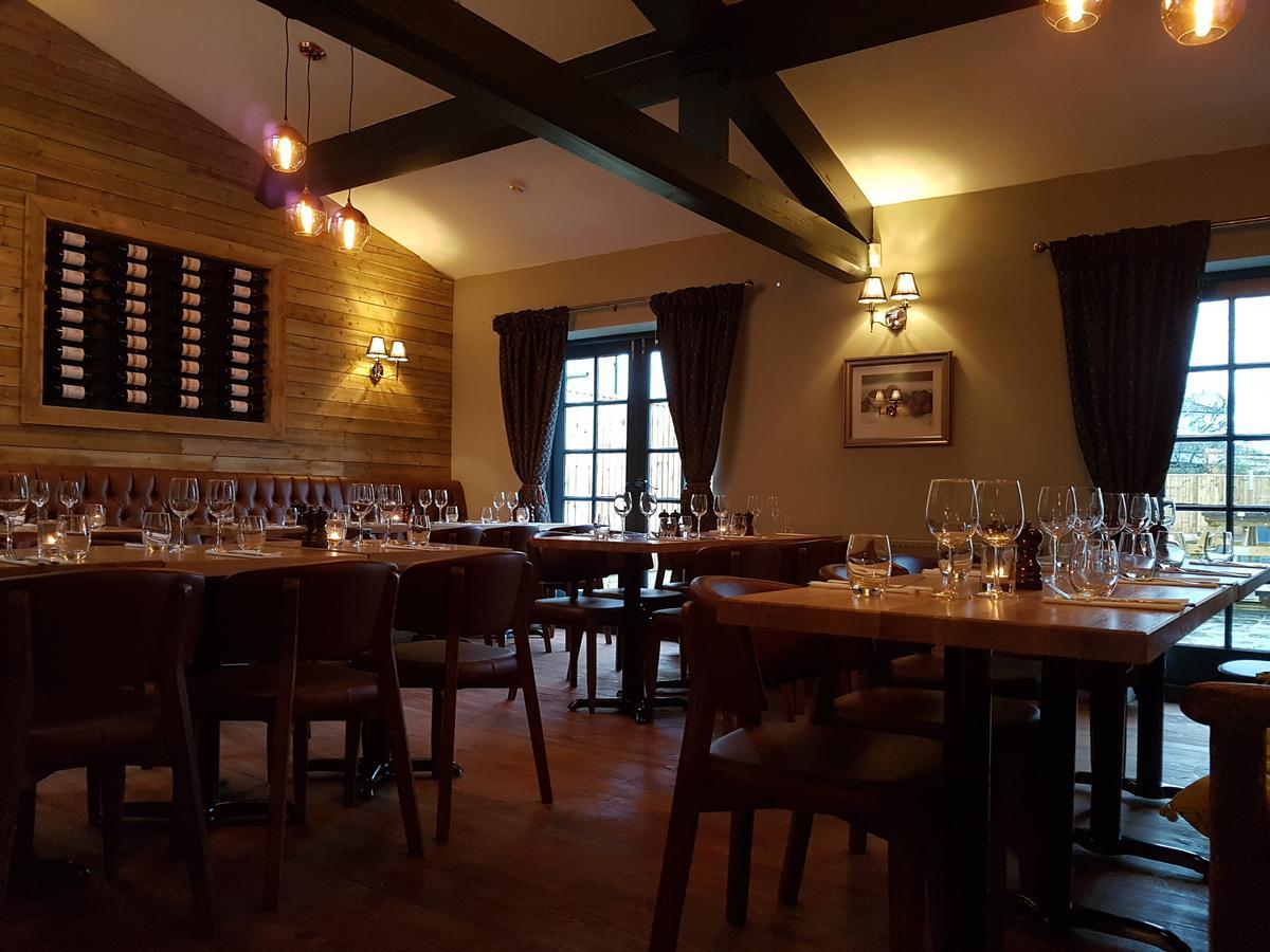 וורמינסטר The Angel Inn מראה חיצוני תמונה